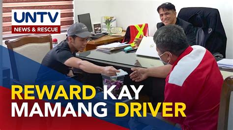 Chinupa ang taxi driver kapalit sa wallet na naiwan .